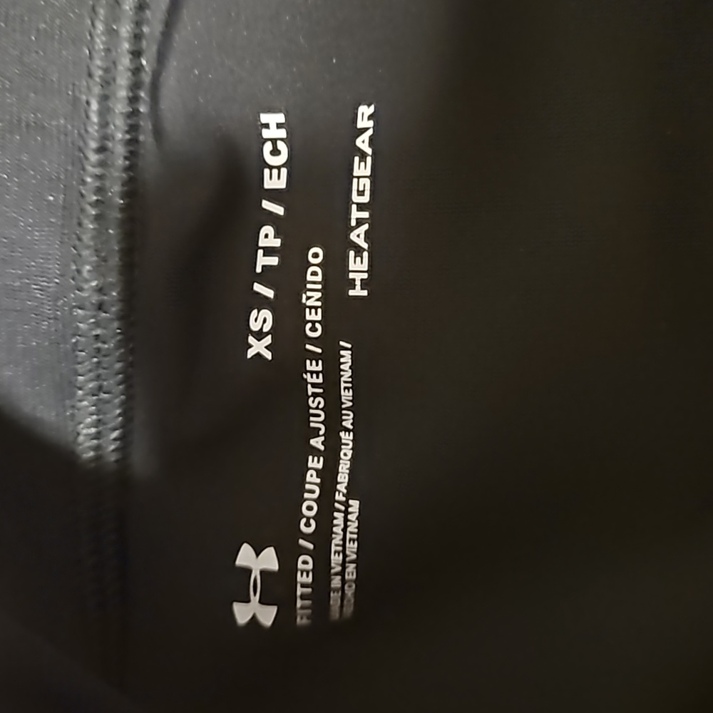 Under Armour athletic shorts - Picture 3 of 9